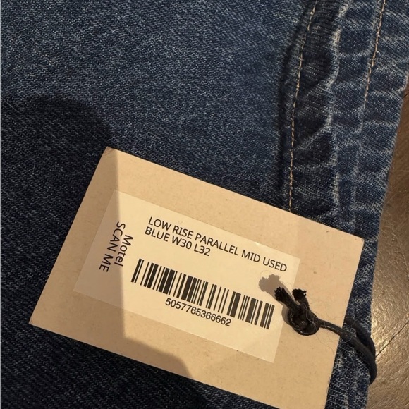 Motel Rocks Low Rise Jeans NWT - Picture 3 of 3
